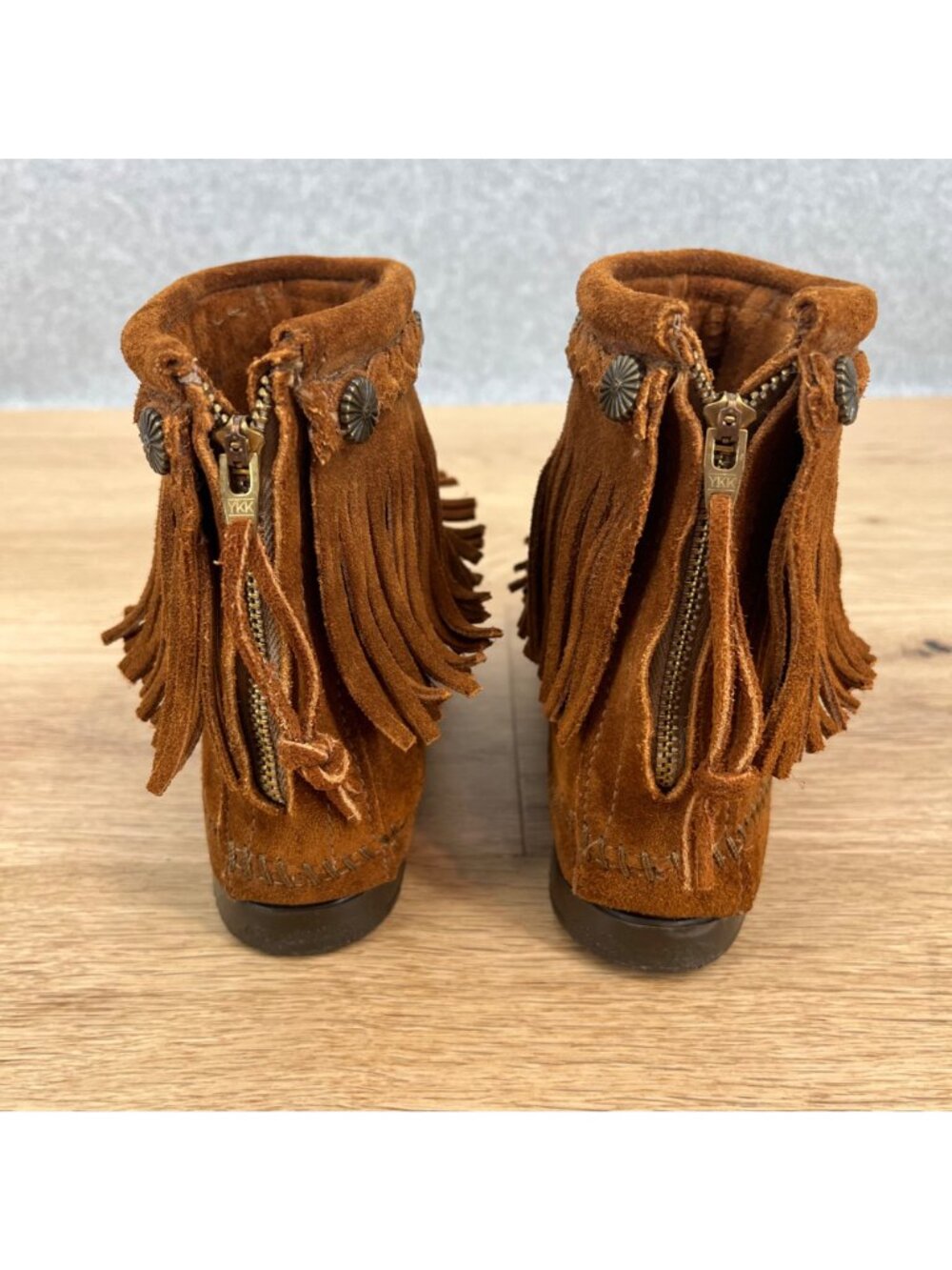 Minnetonka Womens Hi Top Back Zip Western Bootie Shoes Size 6 Brown Suede Fringe - Picture 5 of 11